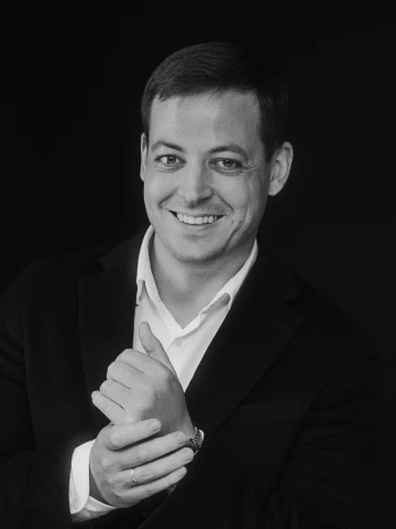 Григорий Затонов